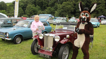 Gwili Railway – Classic Cars drive up visitor numbers