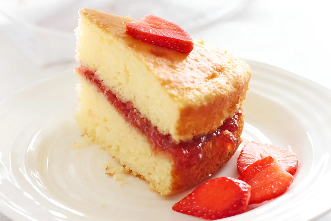 Healthier Homemade Victoria Sponge