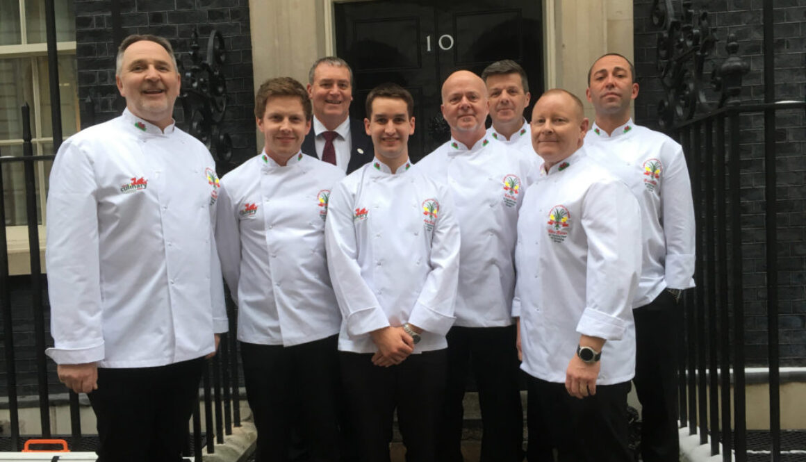 Chefs Brave the Snow to Cook for the Prime Minister