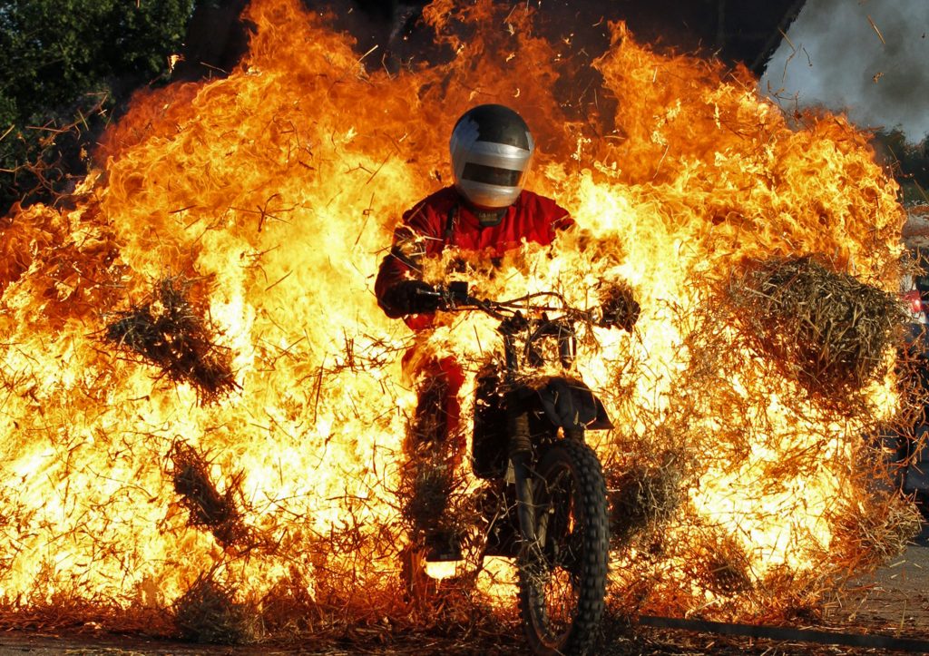 Llanfyllin Show Hosts Daredevil Motorcycle Stunts