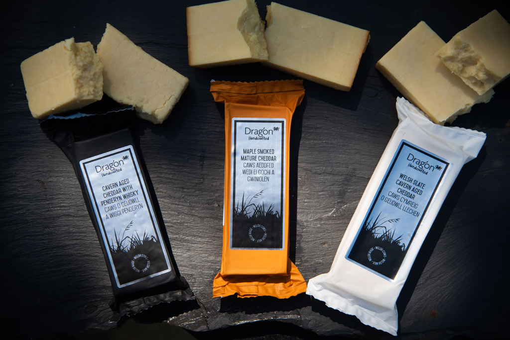 Handcrafted Dragon Cheese Boosted by Tesco Welsh Country