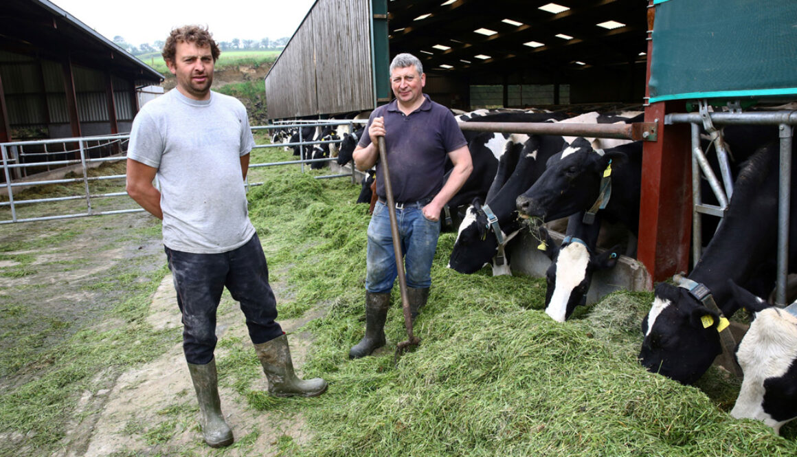 Robotic Milking Machine - South Caernarvon Creameries