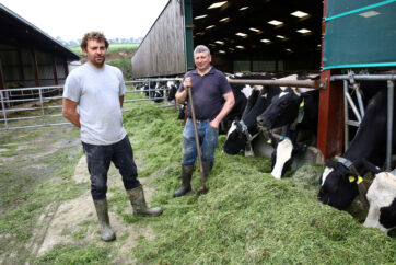 Robotic Milking Machine - South Caernarvon Creameries