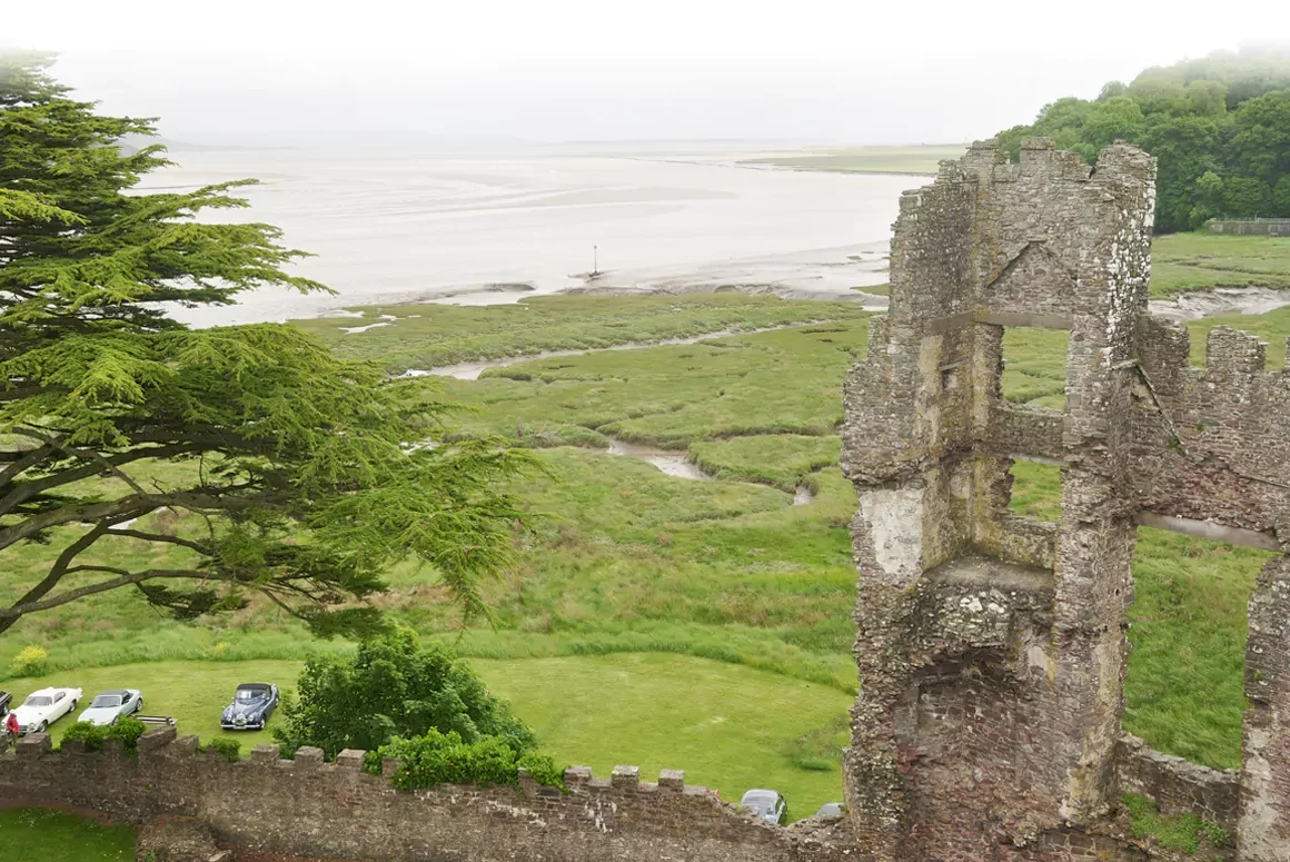 The Unquiet Graves of Laugharne