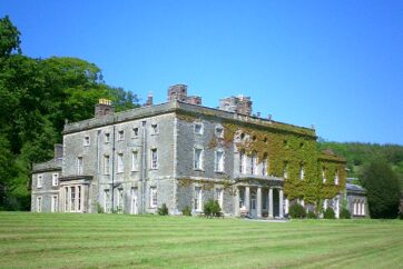 Nateos Mansion