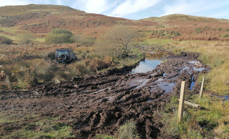 Gwynedd Council helps solve 4x4 problems on the Wales Coastal Path
