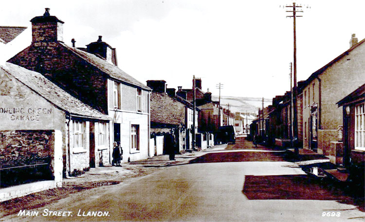 Main Street, Llanon