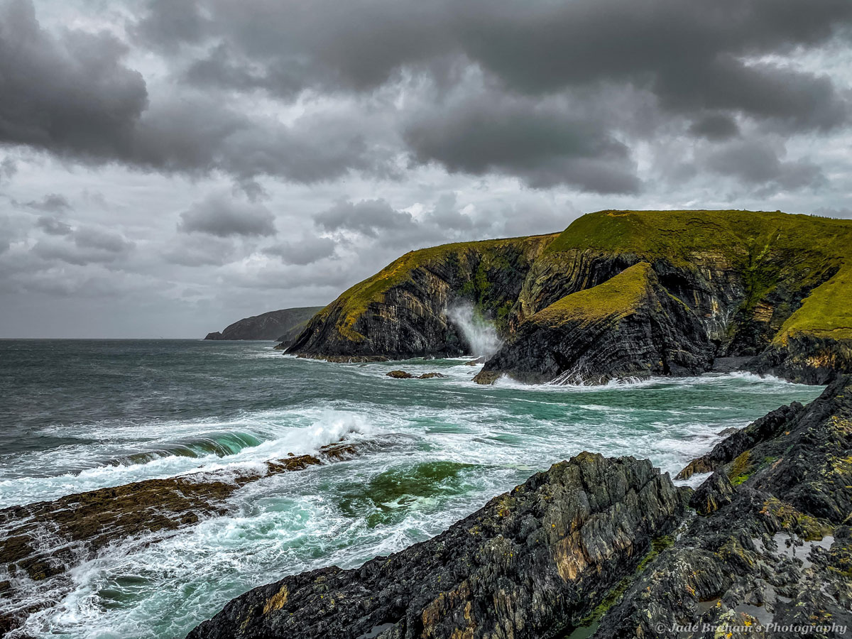 Moylgrove: Ceibwr Bay 