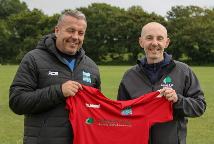 Ashmole & Co delighted to sponsor local grassroots football team’s new season shirts
