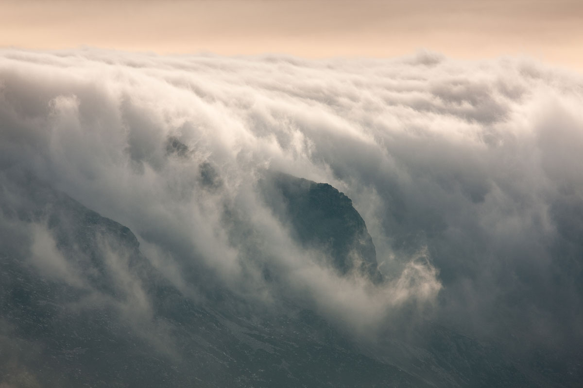 Glyn Davies - Cloud Breakers