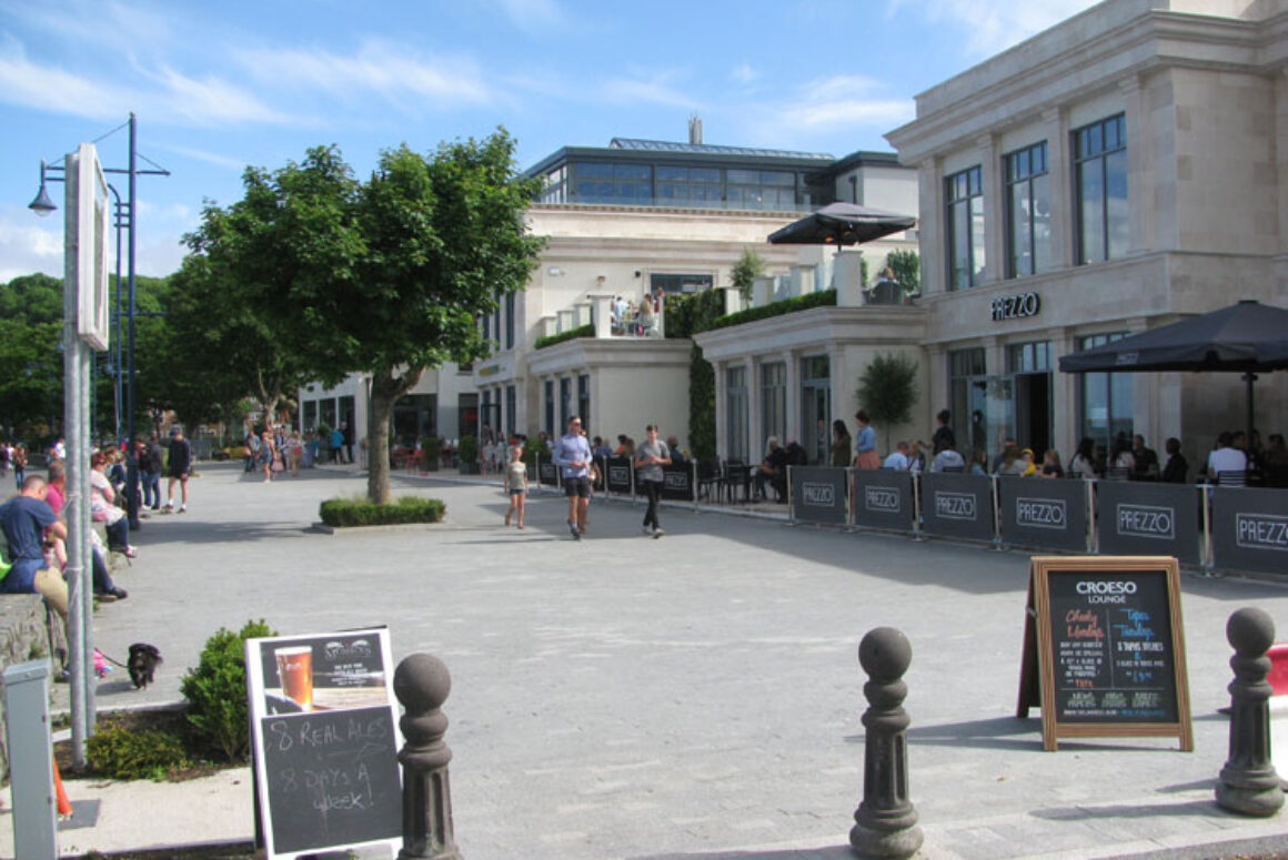 Oyster Wharf Stays Public