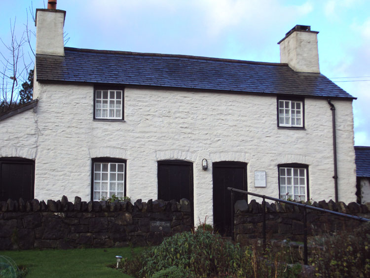 Henry Jones Museum Henry Jones Museum, Llangernyw