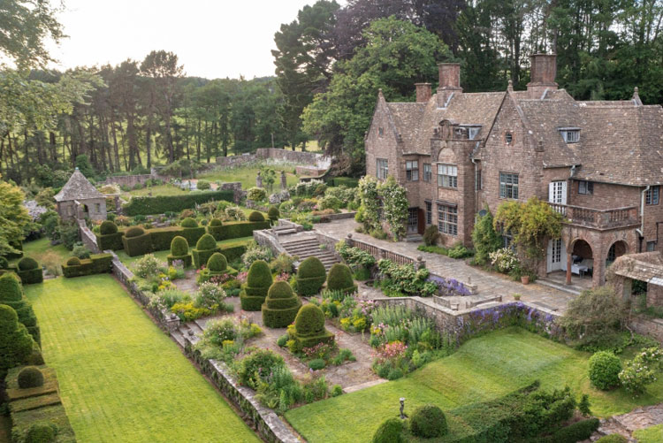 Wyndcliffe Court