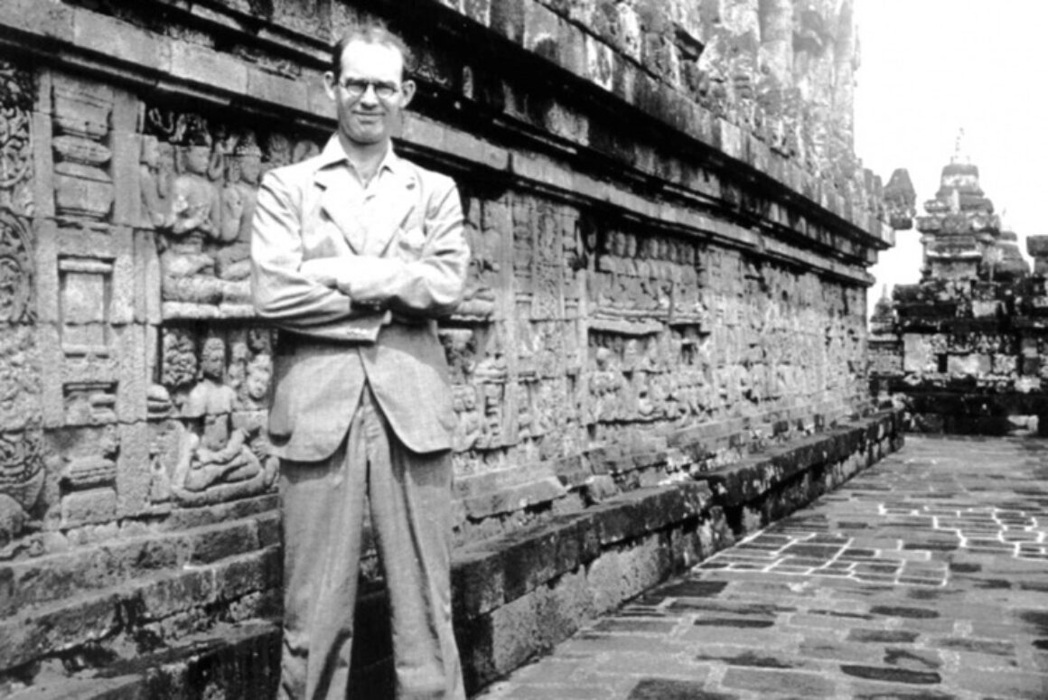 Commemorating Gareth Jones