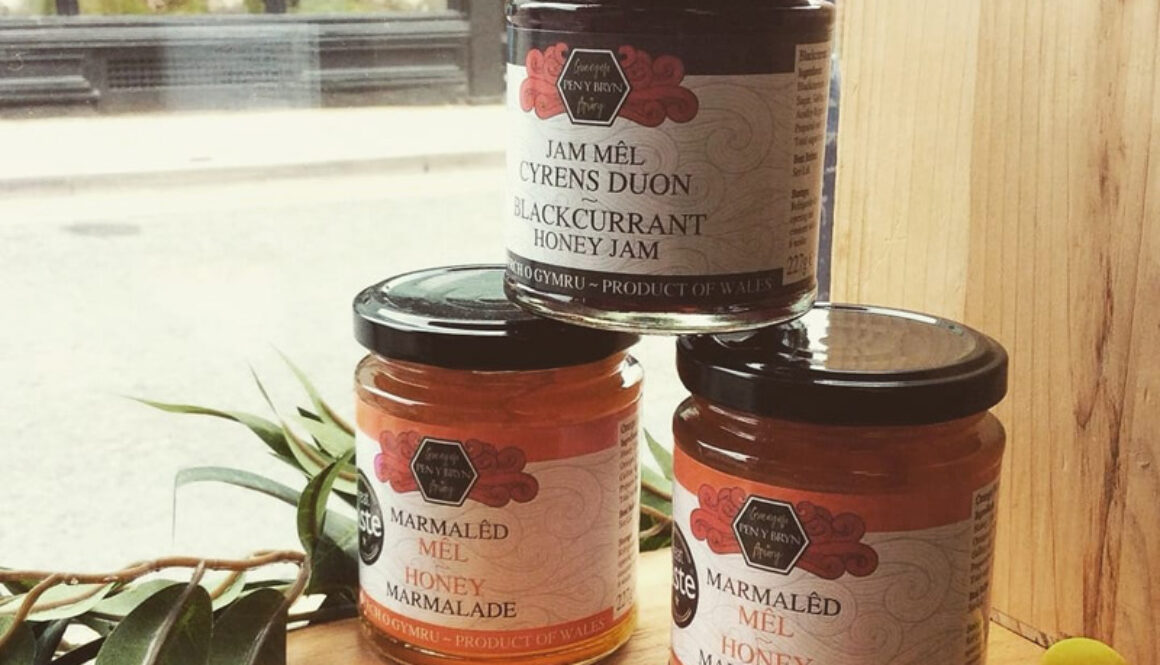 Gwenynfa Peny Bryn Apiaryand their honey jams for brecon food fest