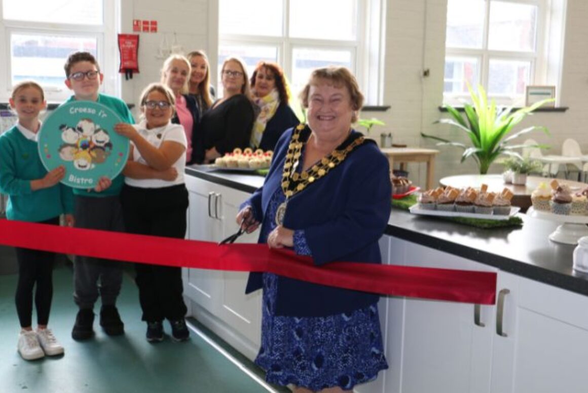 Popular Community Bistro Relaunched at Ty’n y Wern Primary School