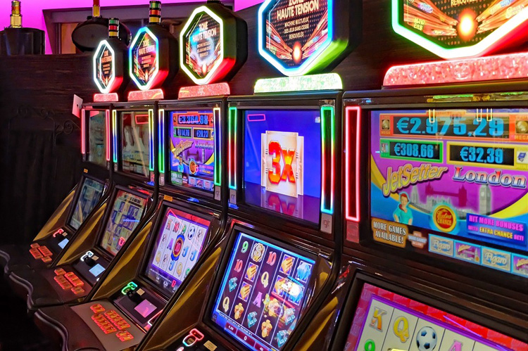 Classic Slots, Progressive Slots, and More: What are the Differences Between All the Types of Slots?