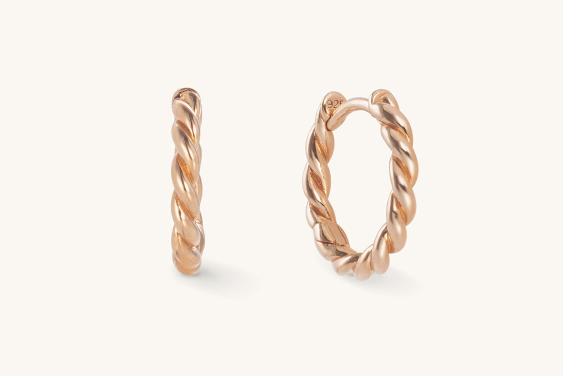 Medium Twist Hoops Rose Gold from Spells Of Gold