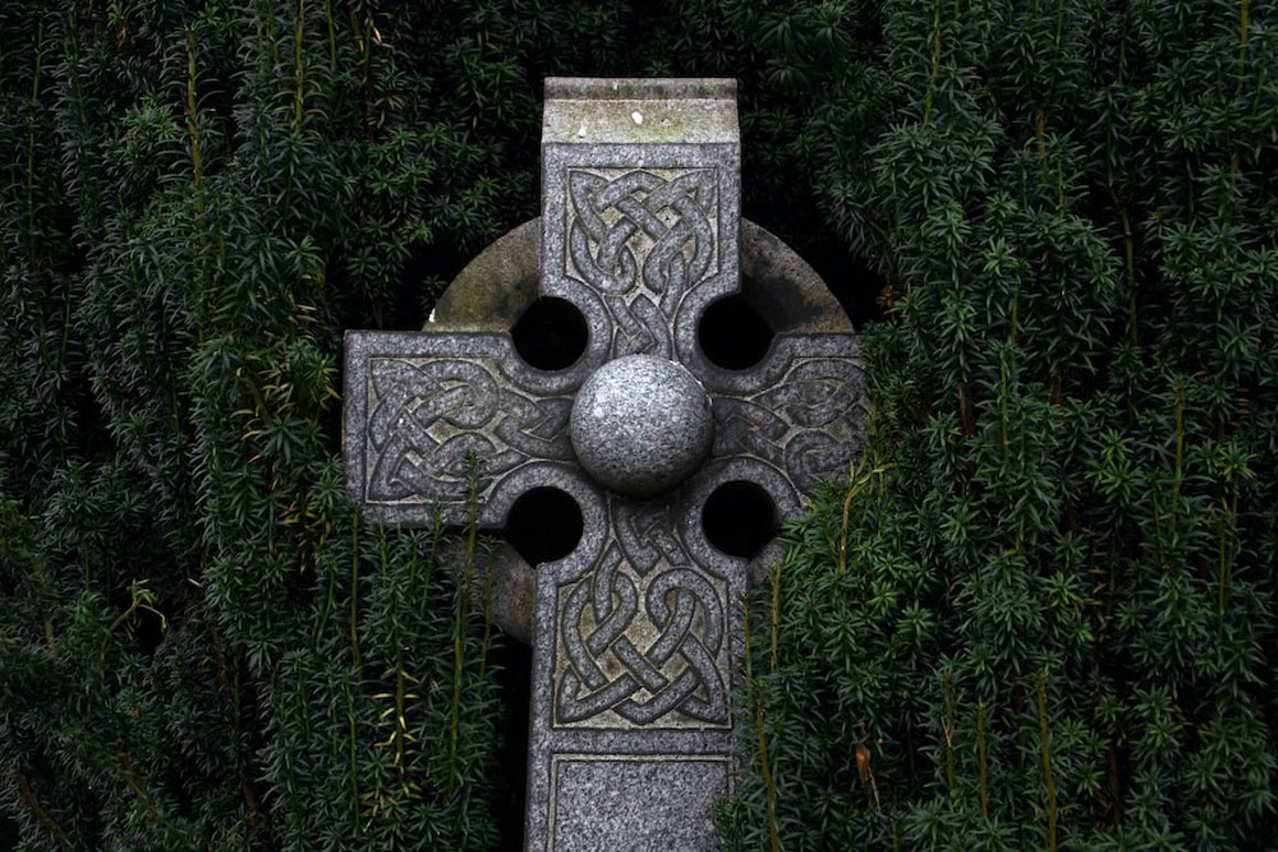 The Magic and Mystery Behind The Enduring Appeal of Celtic Emblems in Pop Culture Source: Unsplash The Welsh Celtic identity has played a significant role in shaping modern Welsh national identity, with Wales being widely acknowledged as a Celtic nation today. However, during the 1st centuries BC and AD, individual tribes and leaders were the focus of attention. Wales was home to some of the most dominant and influential Celtic tribes in the region during this time, and their emblems and symbols have continued to fascinate and motivate people for centuries. From music and film to television, and video games, Celtic emblems have become increasingly prevalent in pop culture, symbolising the rich and captivating history of Wales and its Celtic heritage. Gaming: The Celtic Influence Celtic emblems have made their way into the world of video games, particularly in games that feature mythological or historical themes. For example, the popular video game "Assassin's Creed Valhalla" features Celtic emblems in its game world. The game is set in 9th-century England, where players take on the role of a Viking warrior named Eivor. Throughout the game, players encounter various Celtic symbols, such as the triple spiral, which represents the three aspects of the goddess in Celtic mythology. Other video games that feature Celtic emblems include "The Witcher 3: Wild Hunt" and "Dragon Age: Inquisition." Celtic emblems are also popular in Fire Blaze slots, such as Celtic Charm. Celtic culture is rich in mysticism, magic, and mythology, providing a great source of inspiration for slot game developers. Many Celtic symbols, such as the triskelion, the Celtic cross, and the knotwork have deep meanings and can add an element of intrigue and mystery to games. Source: Unsplash Film and Television: The Celtic Revival Film creators have also drawn on Celtic culture, with Celtic themes and emblems prevalent in many popular films. One of the most well-known examples is the movie "Braveheart," which tells the story of William Wallace, a Scottish warrior who fought for Scottish independence from England. The movie features various Celtic symbols, such as the thistle, which is the national flower of Scotland, and the Celtic cross, which is a symbol of faith and spirituality. Television shows have also incorporated Celtic emblems into their storytelling. The popular TV show "Outlander," which is based on the book series by Diana Gabaldon, is set in Scotland during the 18th century. The show features various Celtic symbols, such as the Celtic knot, which represents eternity and the interconnectedness of life. Music: The Celtic Connection Celtic music has a long history, and it continues to be popular today. Many musicians incorporate Celtic symbols into their album artwork and stage performances. For instance, the band Dropkick Murphys, which is known for its Irish punk sound, often uses the Celtic knot in their album artwork and merchandise. Another example is the band Celtic Woman, whose music is inspired by traditional Celtic music, and the band often incorporates Celtic symbols into their stage performances. The emblems and symbols of the dominant and influential Celtic tribes that once resided in Wales continue to fascinate and motivate people in the modern world. The popularity of Celtic emblems in pop culture shows how deeply ingrained the Celtic heritage is in the global imagination. The use of Celtic symbols in these forms of media provides a connection to the past and allows people to immerse themselves in the rich and captivating history of Wales and its Celtic heritage, and the continued interest and appreciation for Welsh Celtic culture serve as a testament to its enduring influence on the modern world.