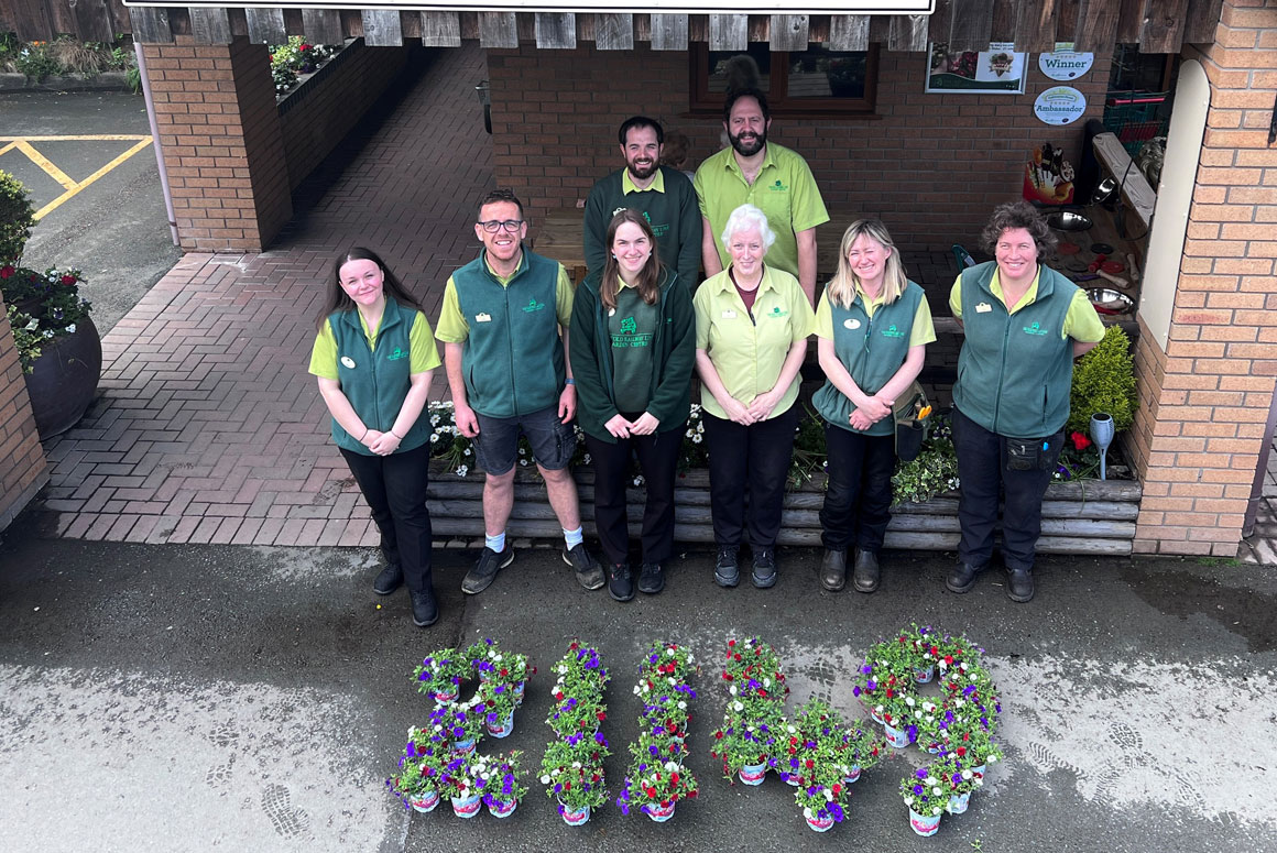 Macmillan Thanks Local Garden Centre for Raising over £20k