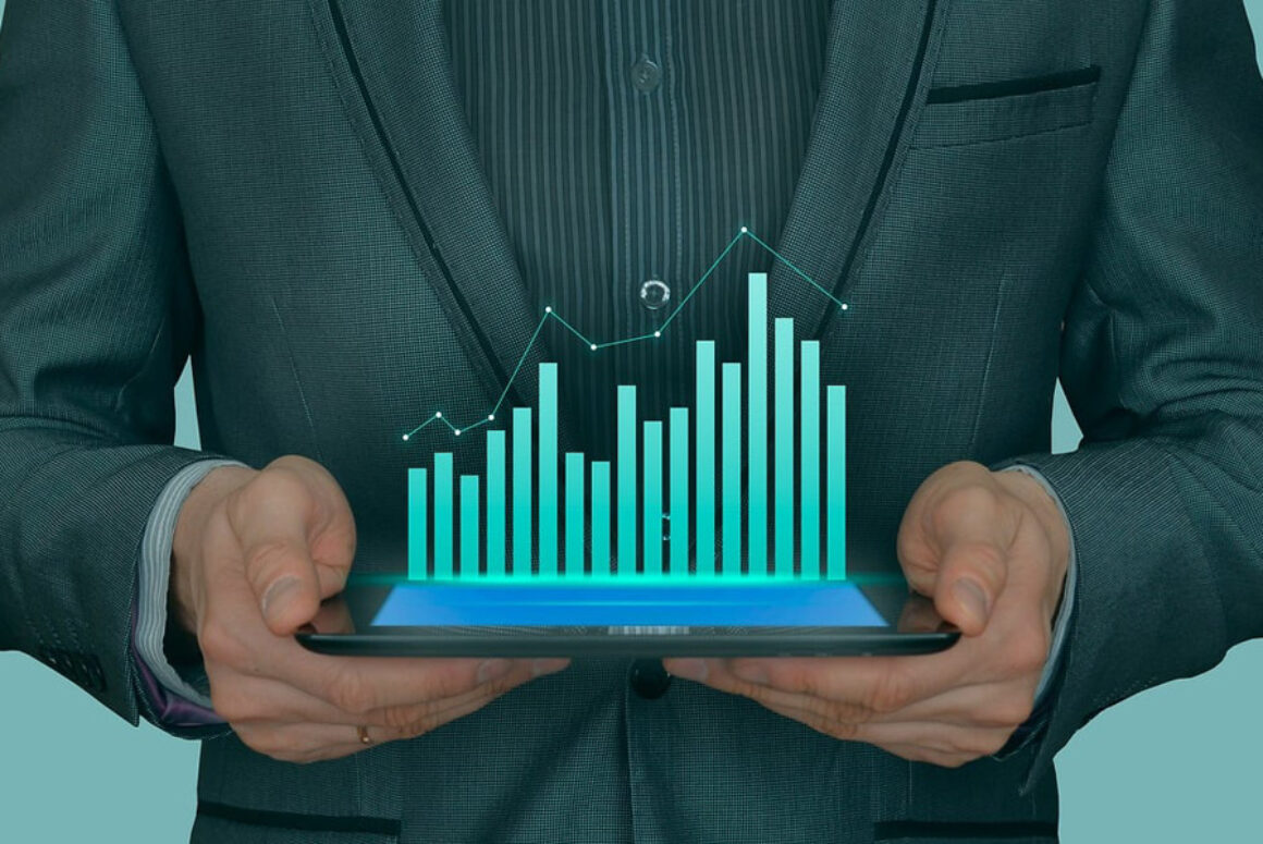 Where Will the Global Economy Head in 2023? Recession or Inflation?