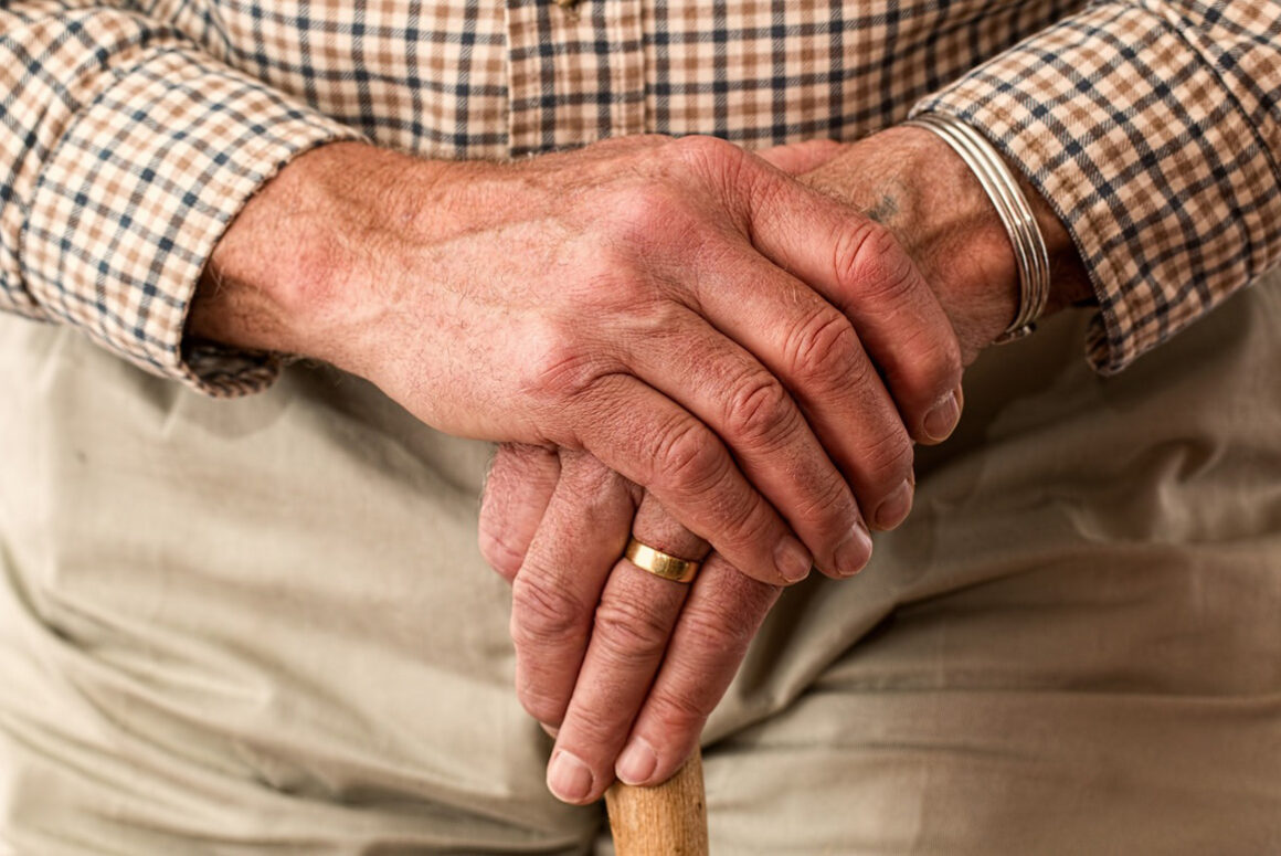 Top Reasons Why You Need to Start Paying into Your Pension – Now