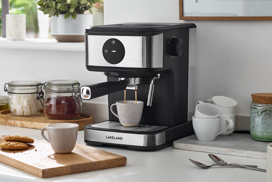 Digital Espresso Maker Black from Lakeland