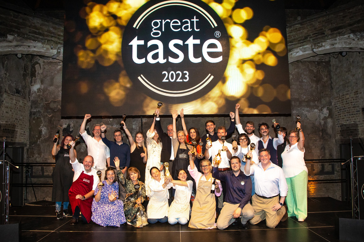 Golden Fork Awards 2023 Celebrates Exceptional 3-Star Welsh Products and Honours Winners