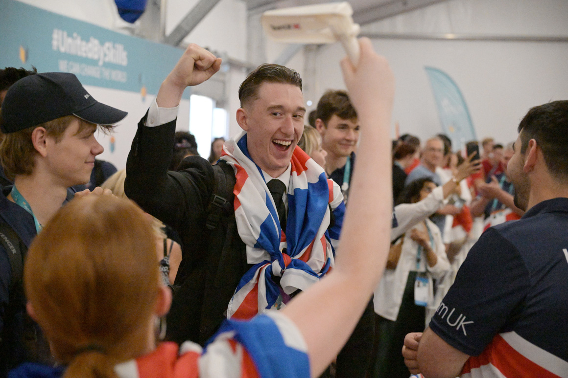 Daniel’s Restaurant Skills Wins Medal of Excellence at WorldSkills