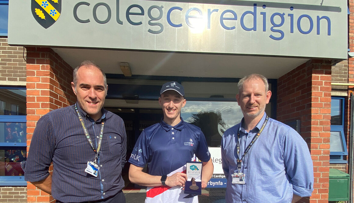 Daniel’s Restaurant Skills Wins Medal of Excellence at WorldSkills