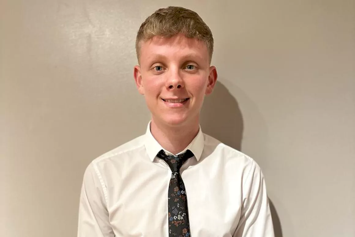 Work Experience Turns into Full-time Trainee Accountant Position