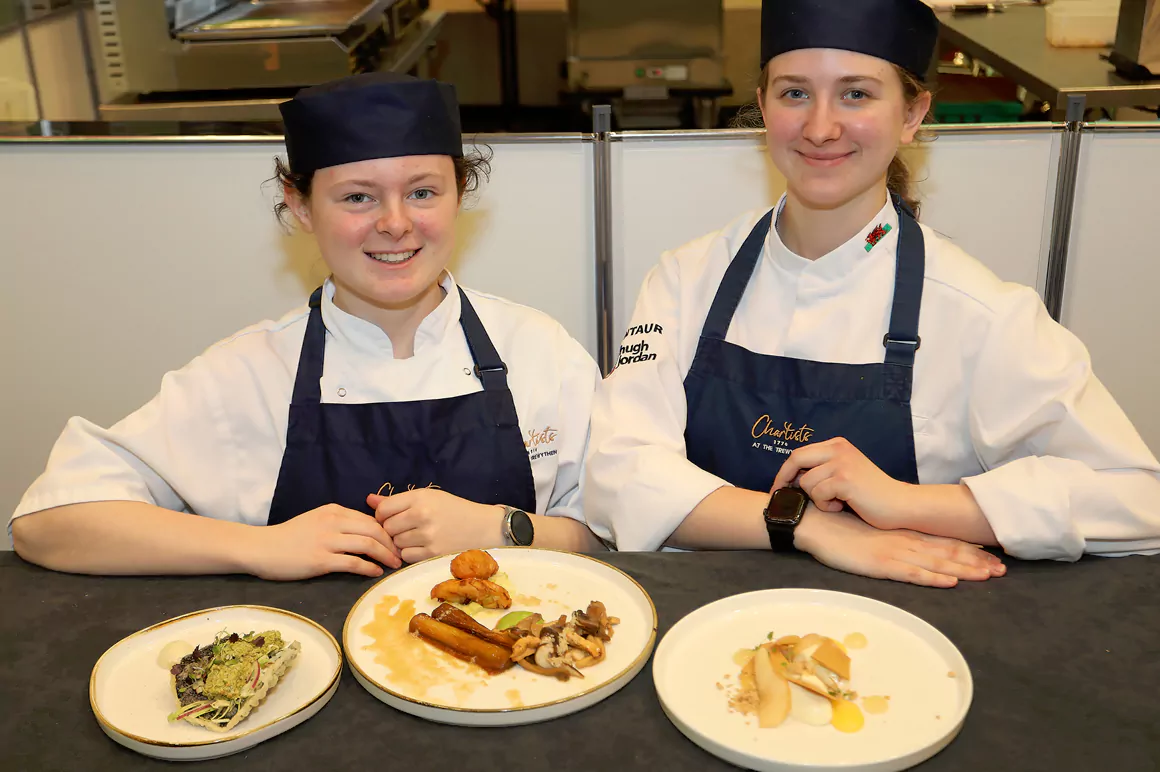 Apprentices Strike Gold to Win New Green Chef Challenge Contest Apprentices Strike Gold to Win New Green Chef Challenge Contest