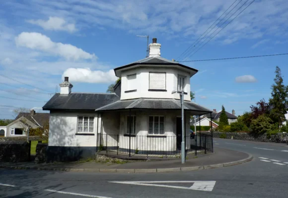 Toll House, Llanfairpwll