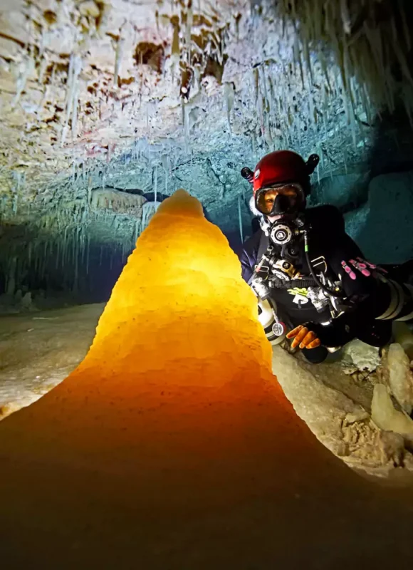 The Darkness Beckons – Cave Diving with Martyn Farr