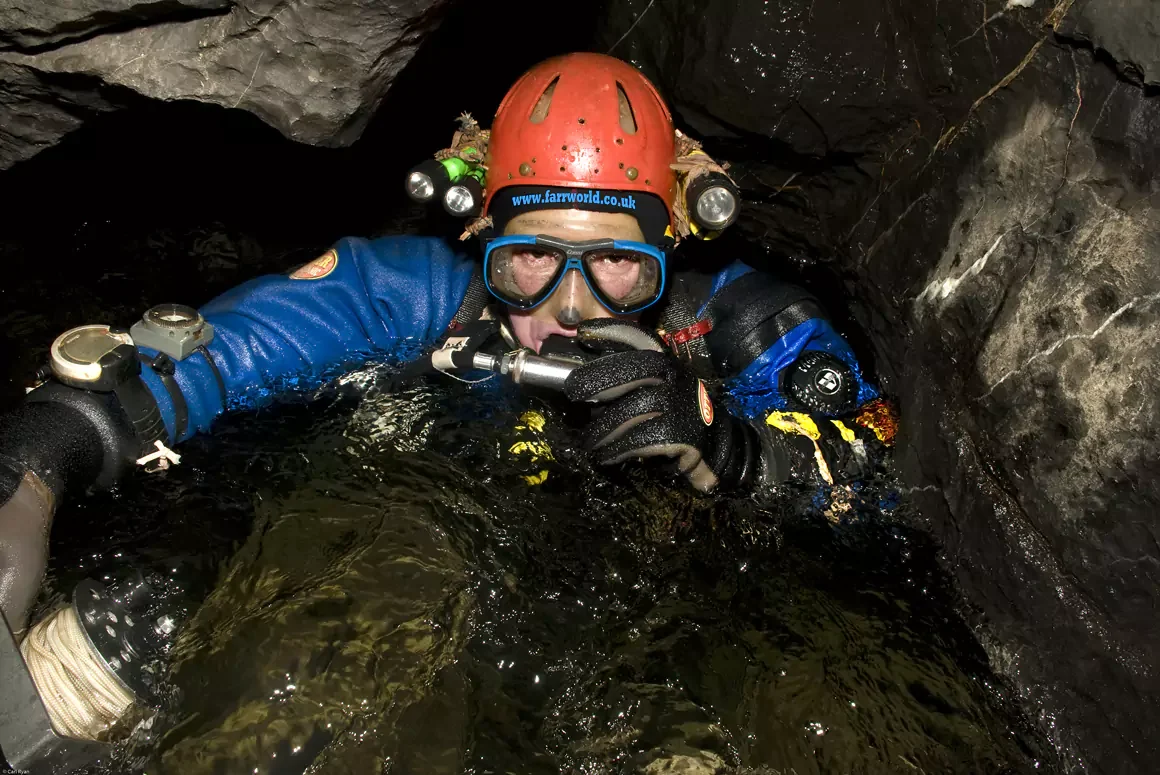 The Darkness Beckons – Cave Diving with Martyn Farr