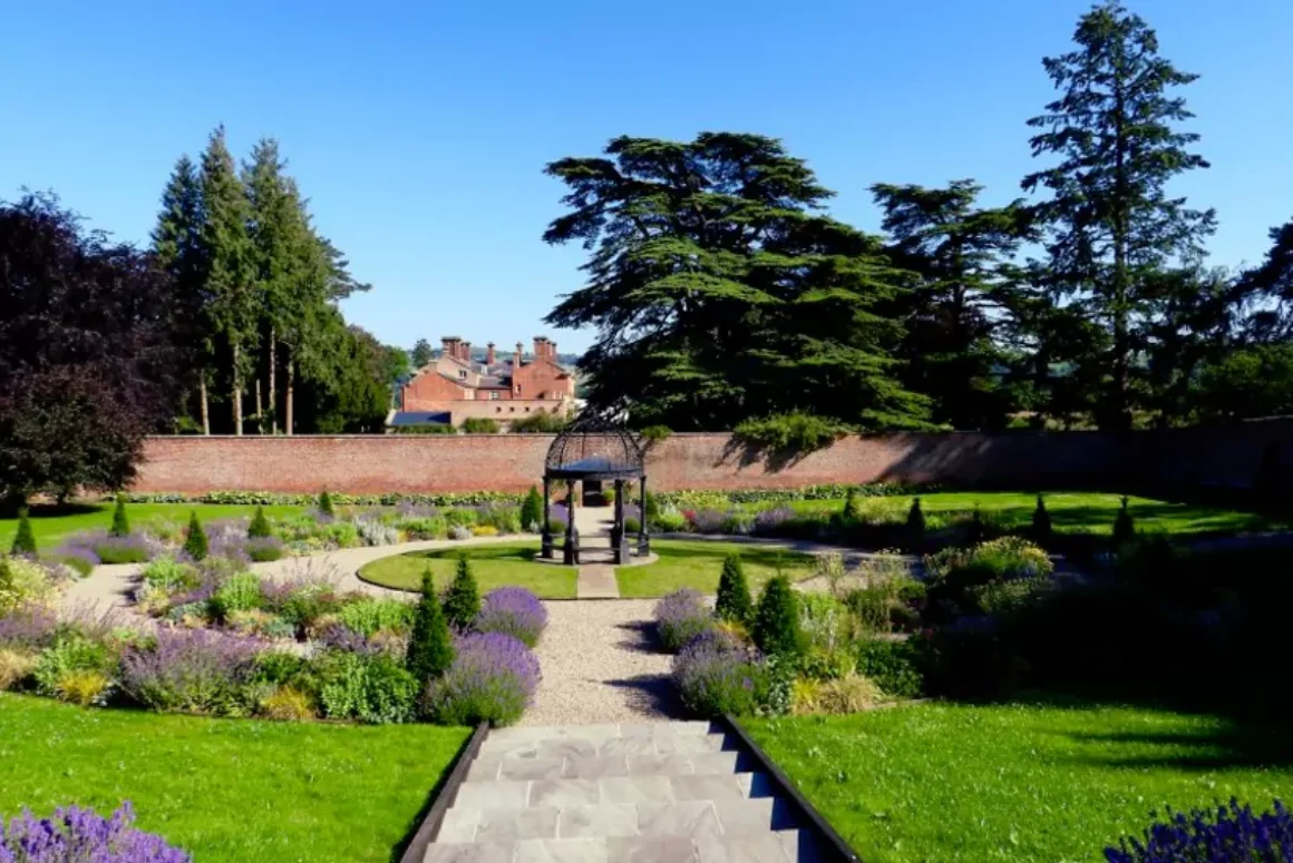 Garthmyl Hall, Montgomery Open Garden