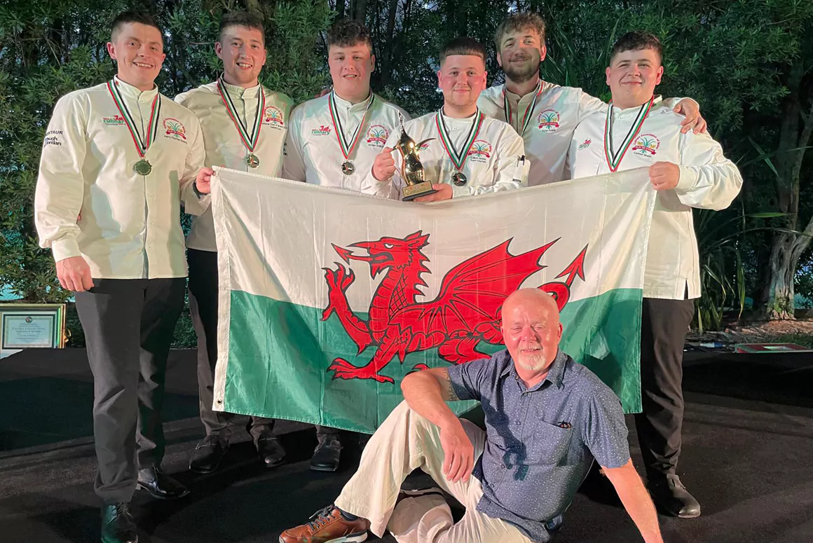 Welsh Chefs Excel to Strike Gold in Sharjah Competition