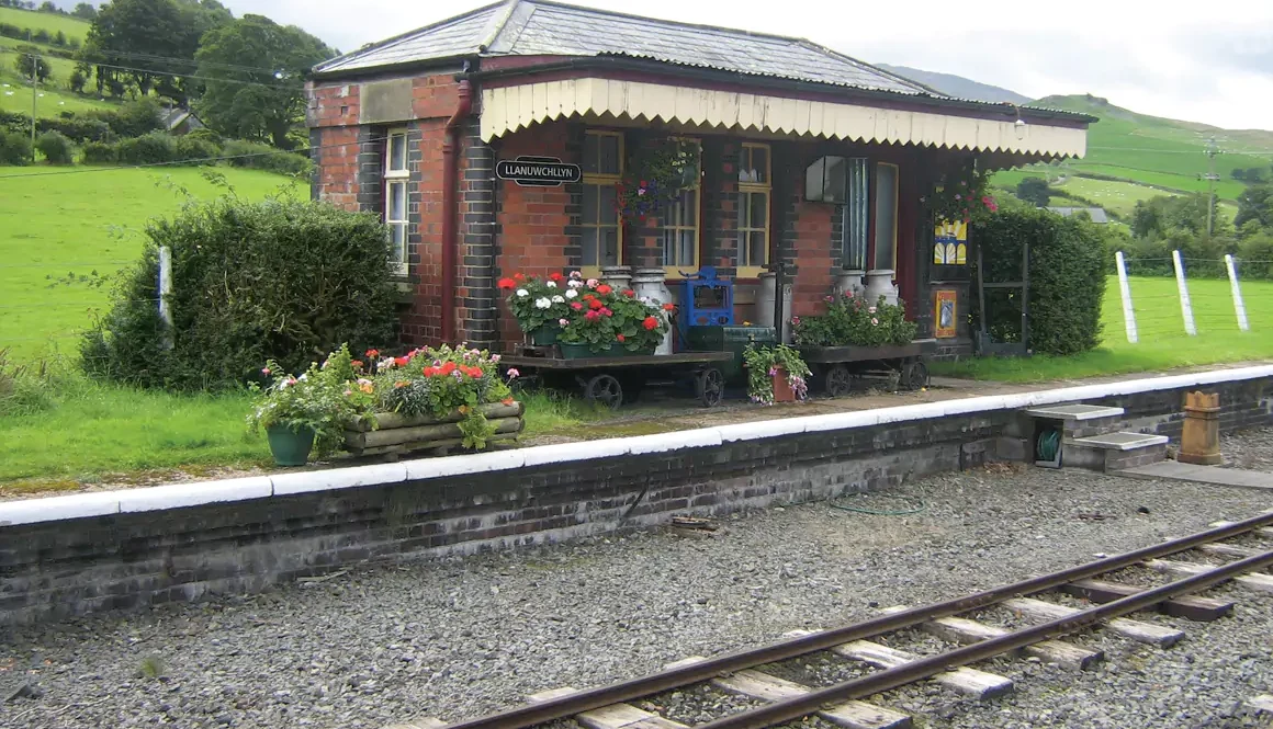 Bala, Gateway to Snowdonia