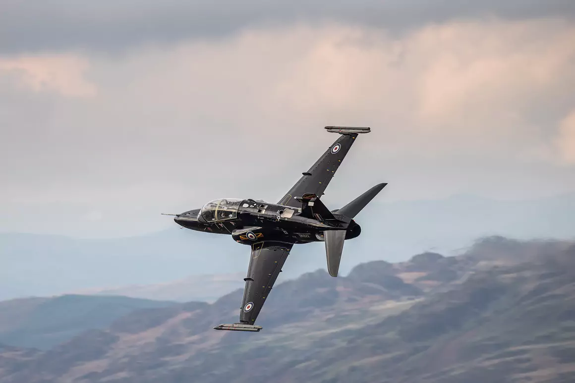 Thomas Winstone Photography - Mach Loop RAF Hawk