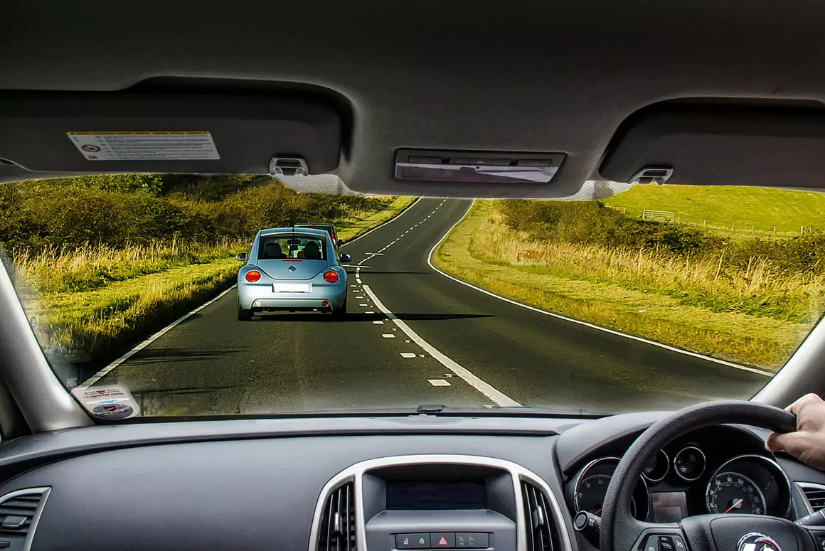 How to Increase Attention on the Road: Tips for Staying Focused and Safe While Driving