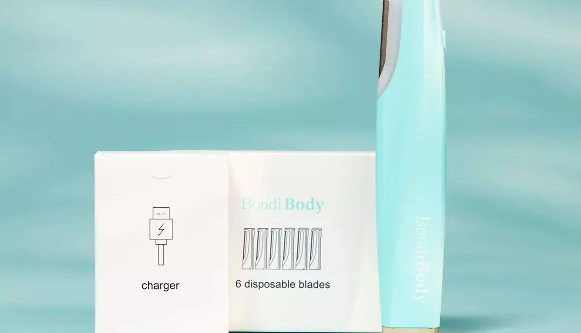 Dermaplane LED Face Peach Fuzz Remover from Bondi Body