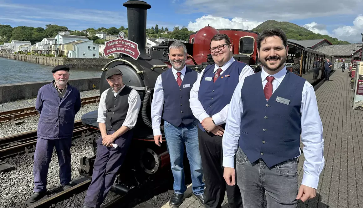 Iaith ar Daith - Language on Tour S4C Stops Off at the FfWHR