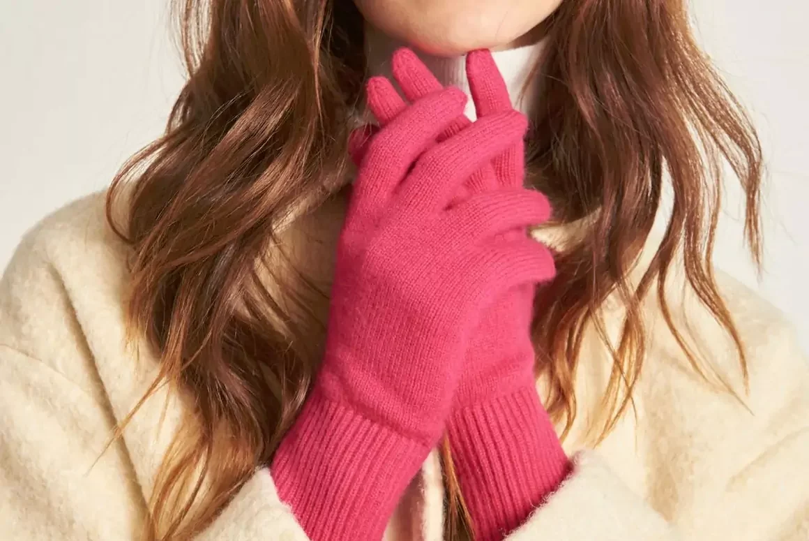Cashmere Gloves from Loop Cashmere Welsh Country