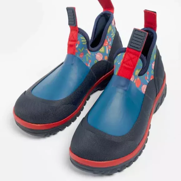LAMB Boots: A New Era in Gardening Footwear