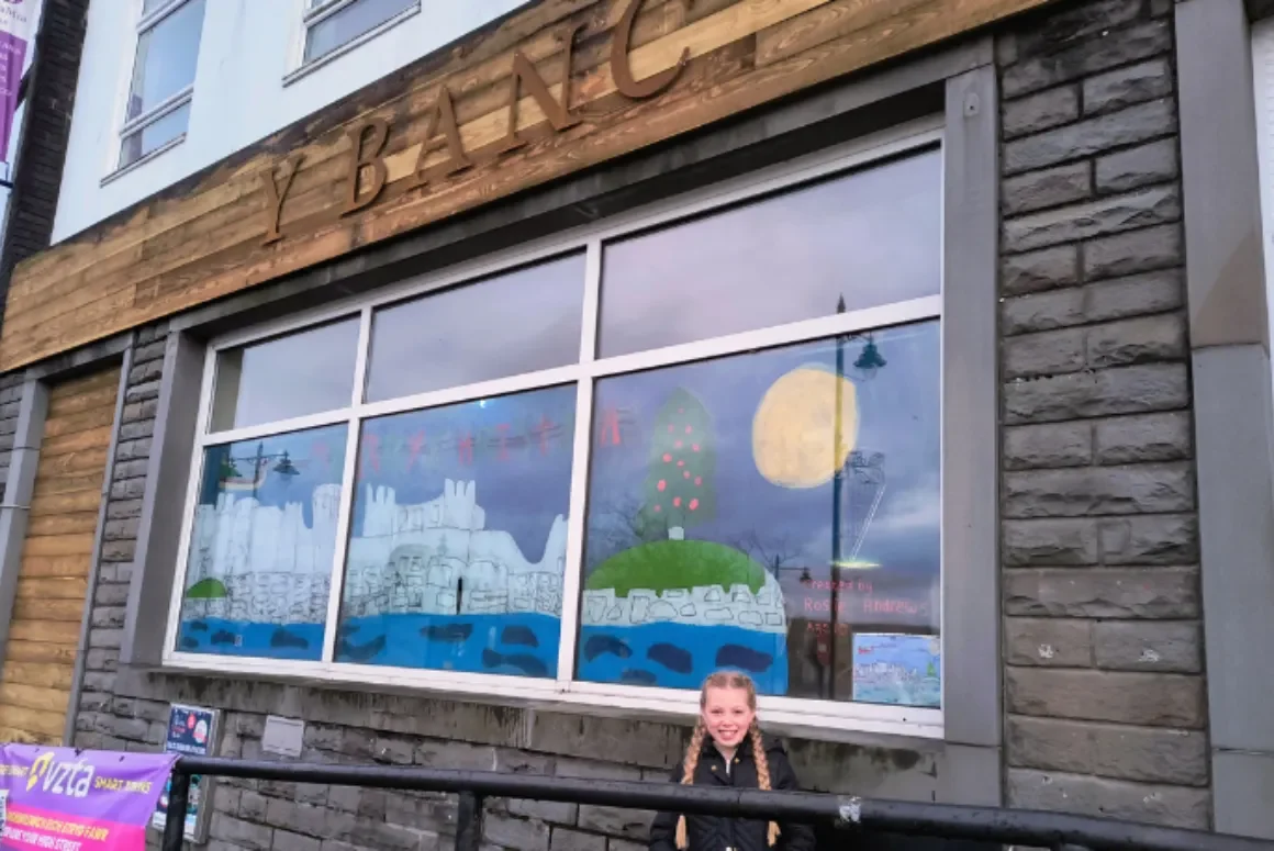 Caerphilly Christmas Art Competition Winner Announced, and Mural Revealed