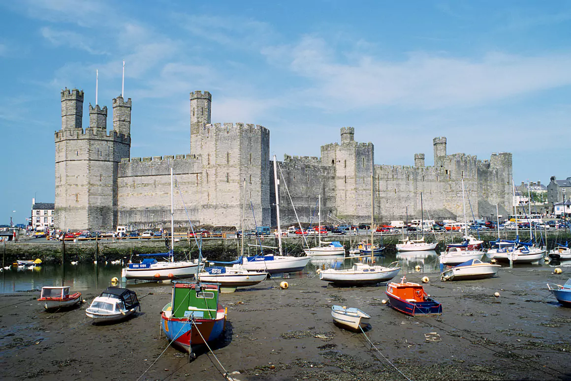 Caernarfon Castle, birthplace of Edward II[Source]