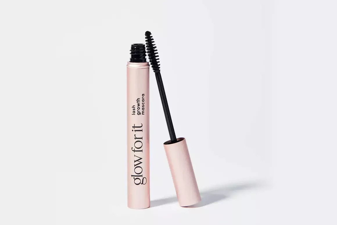 Lash Growth Mascara from Glow For It
