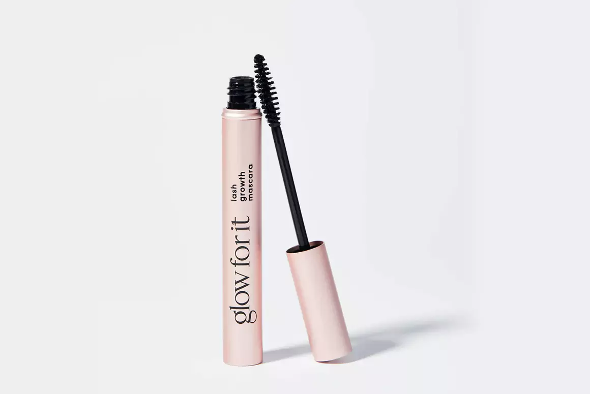 Lash Growth Mascara from Glow For It