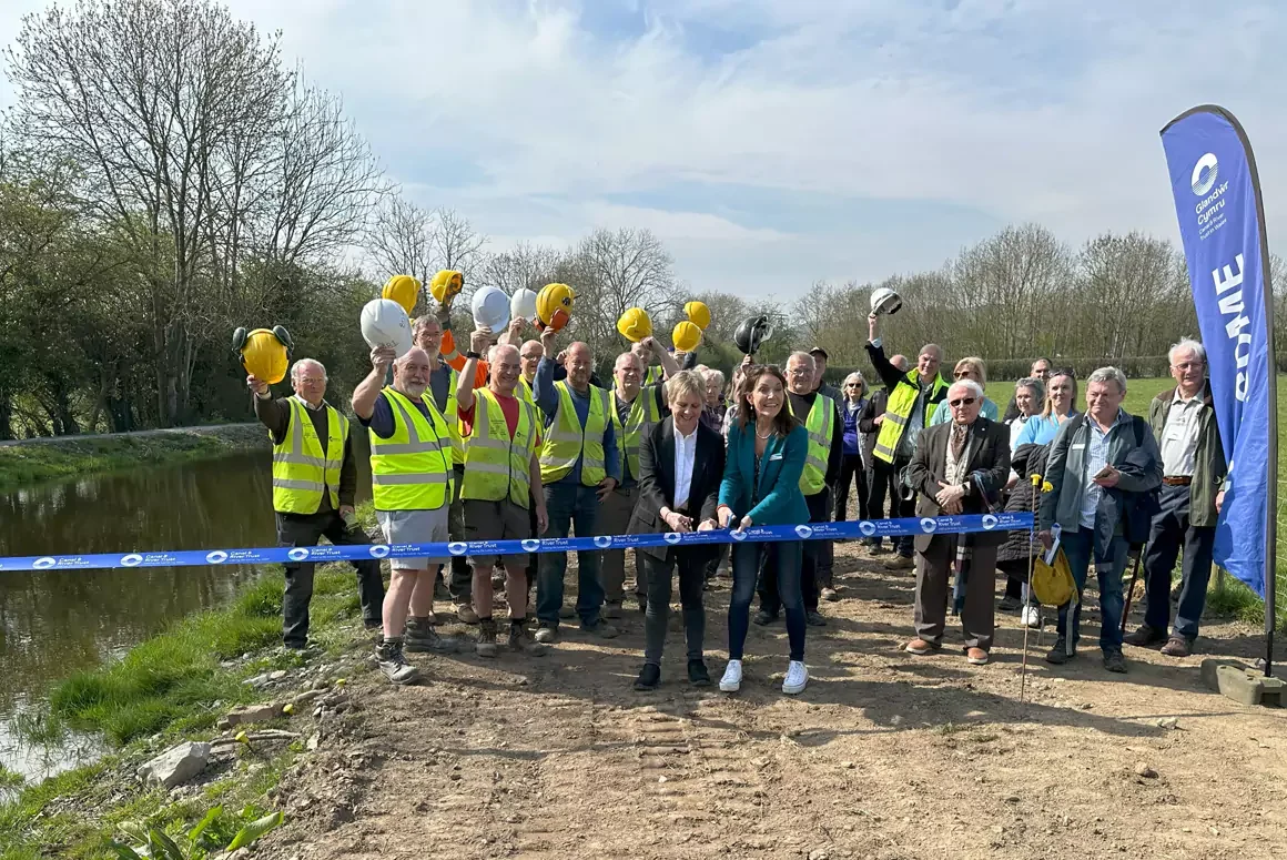 Shropshire Union Canal Society Hold ‘Topping Out’ Ceremony