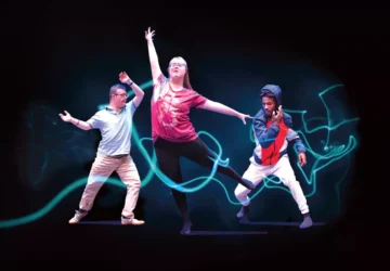 Humans Move : Let Life Dance